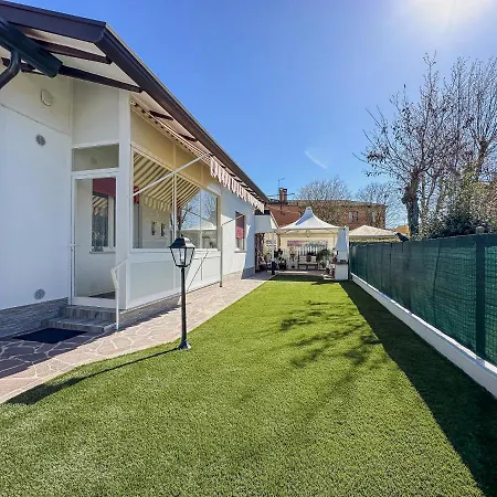 Hébergement de vacances Casa Mirella *