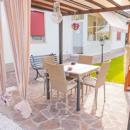 Casa Mirella Hébergement de vacances